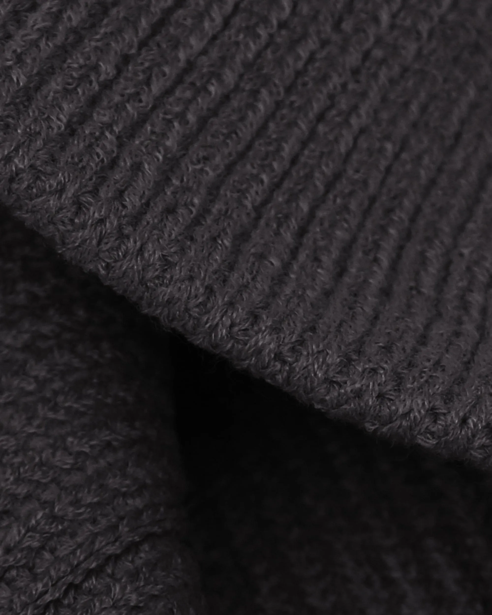 BEANIE / FLEX / UC OVERLAP / CHARCOAL