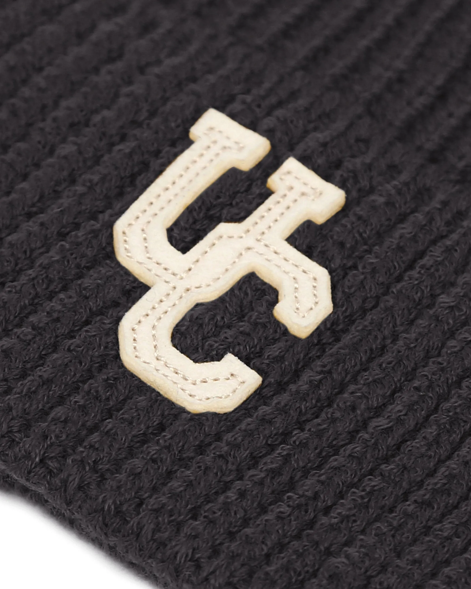 BEANIE / FLEX / UC OVERLAP / CHARCOAL