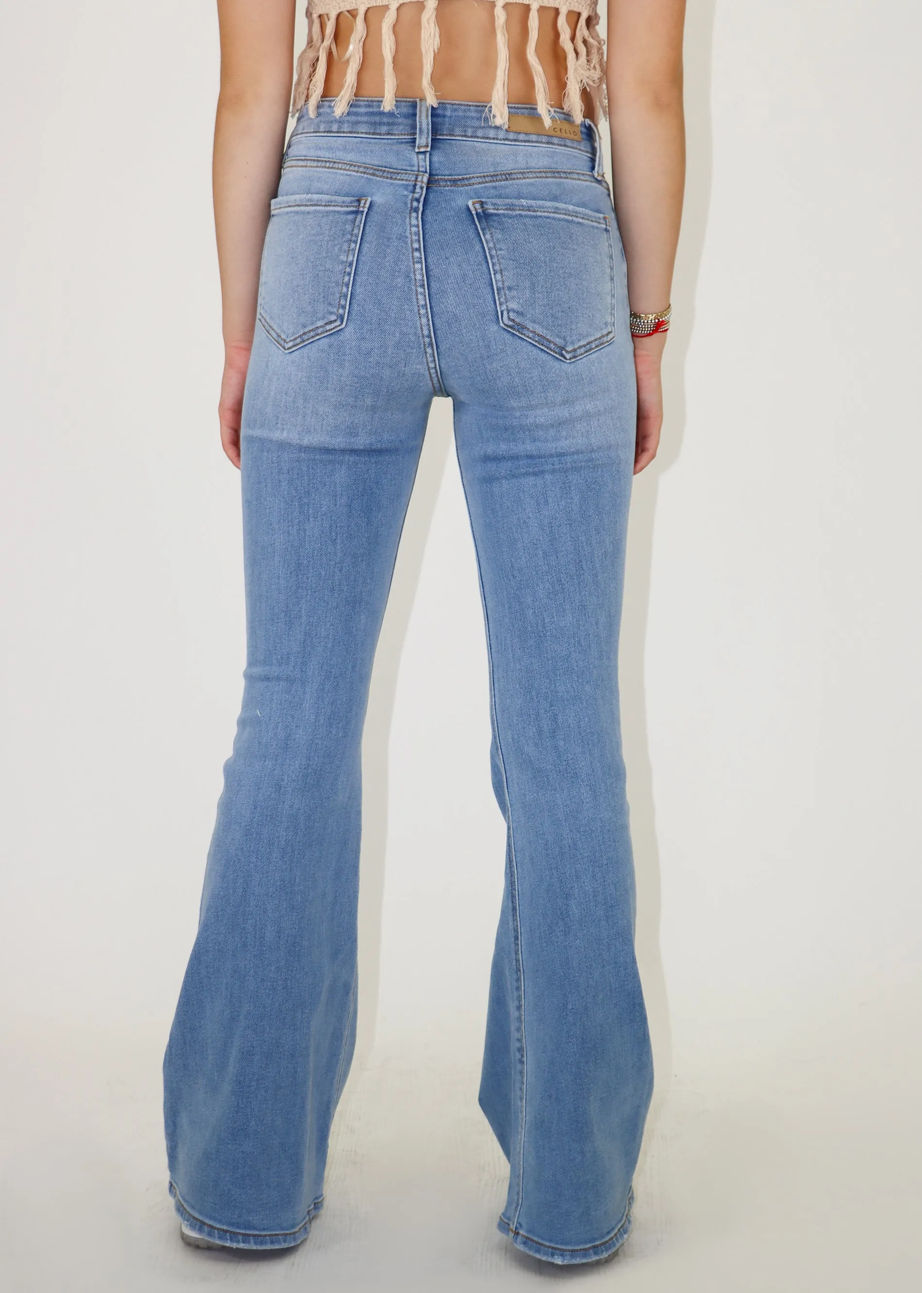 Claire Jeans ★ Light Wash