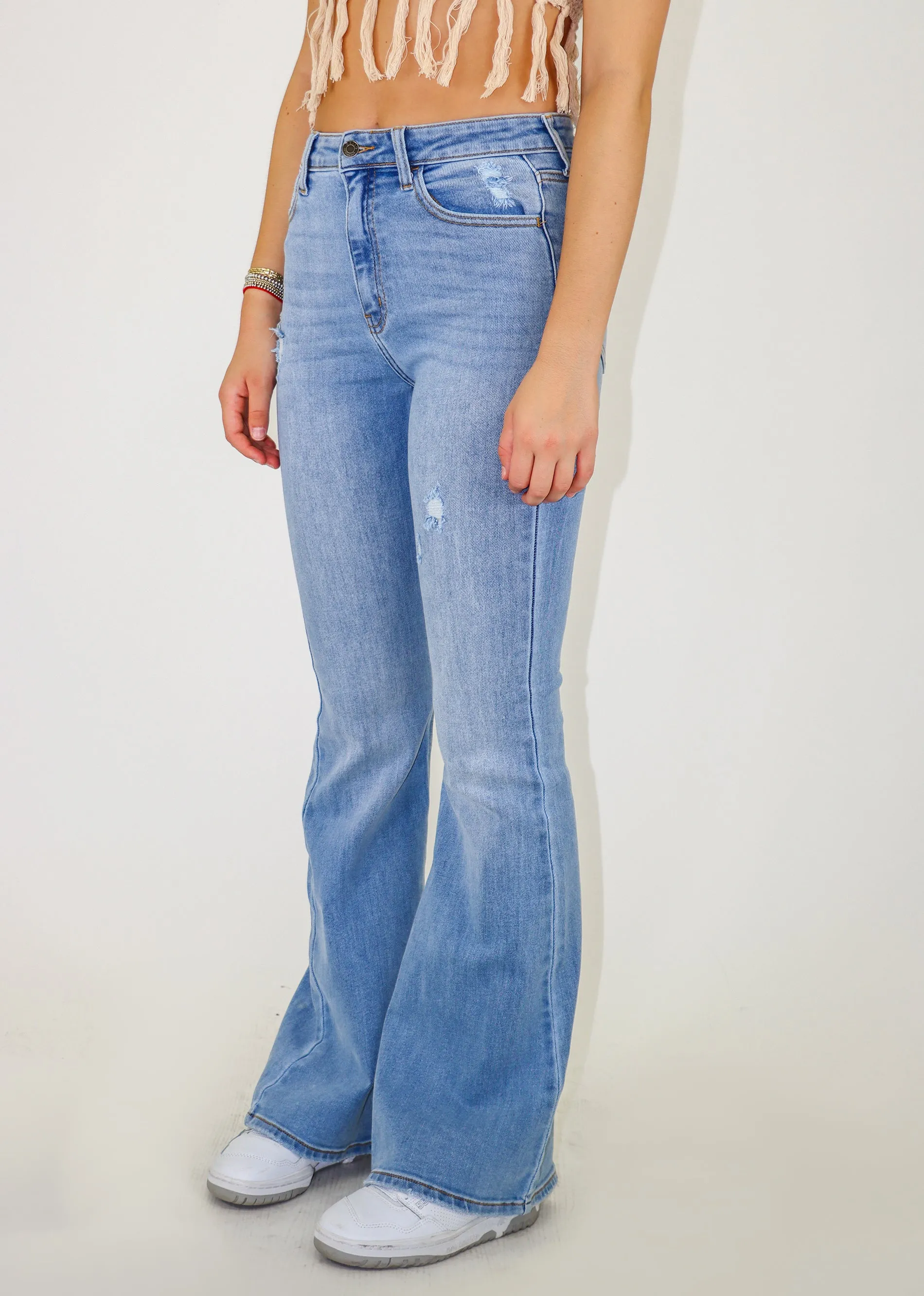 Claire Jeans ★ Light Wash