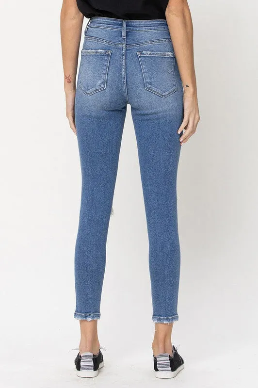 Distressed High Rise Crop Skinny