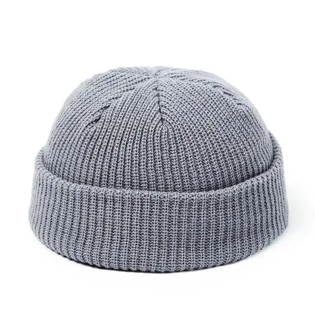 Knitted Hats for Women: Stylish Beret Style in 7 Colors