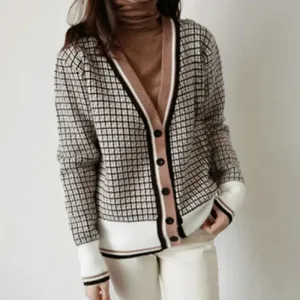 LILO - Elegant Strikket Cardigan til Kvinder