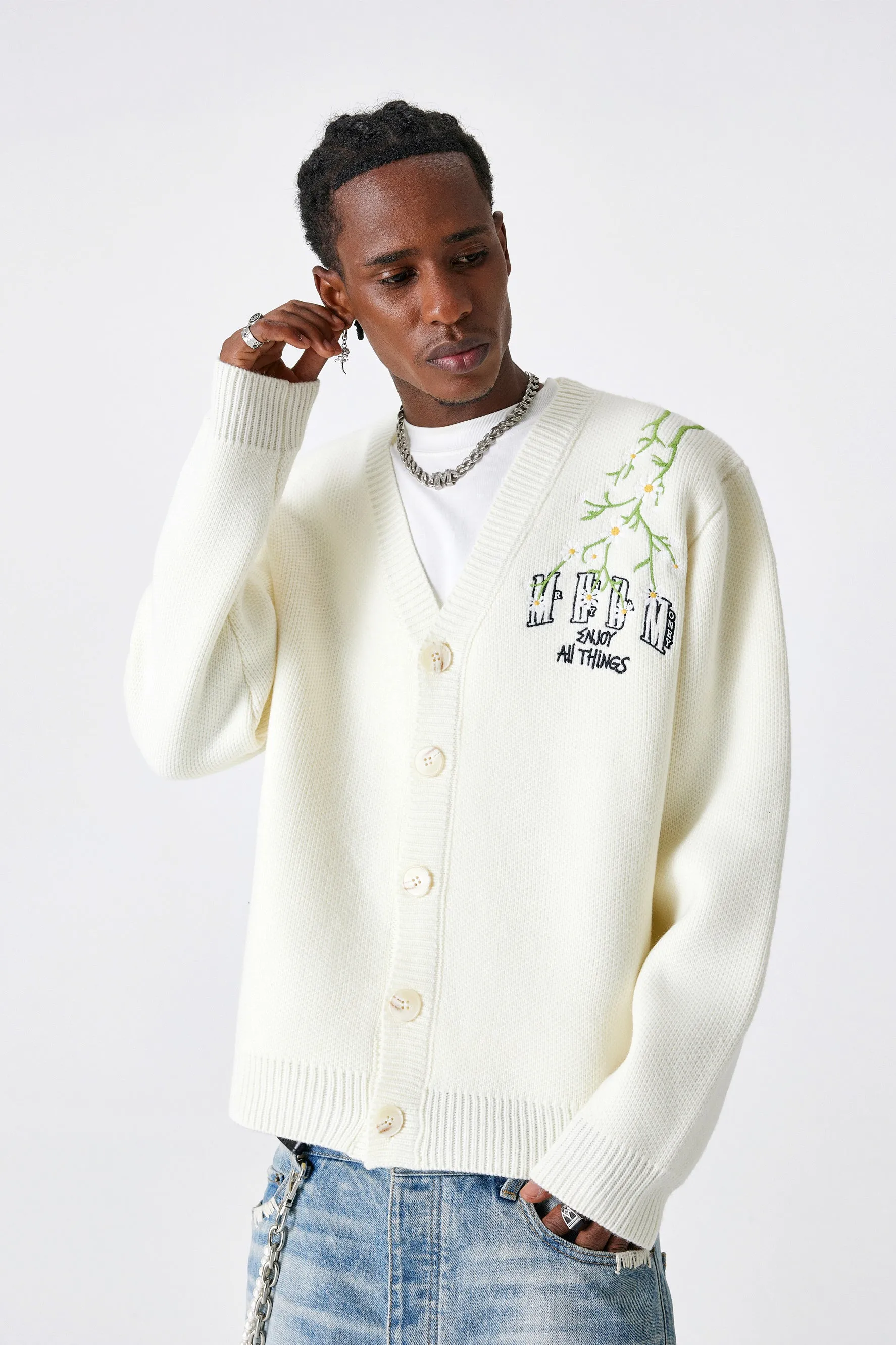 MEDM EMBROIDERY CARDIGAN
