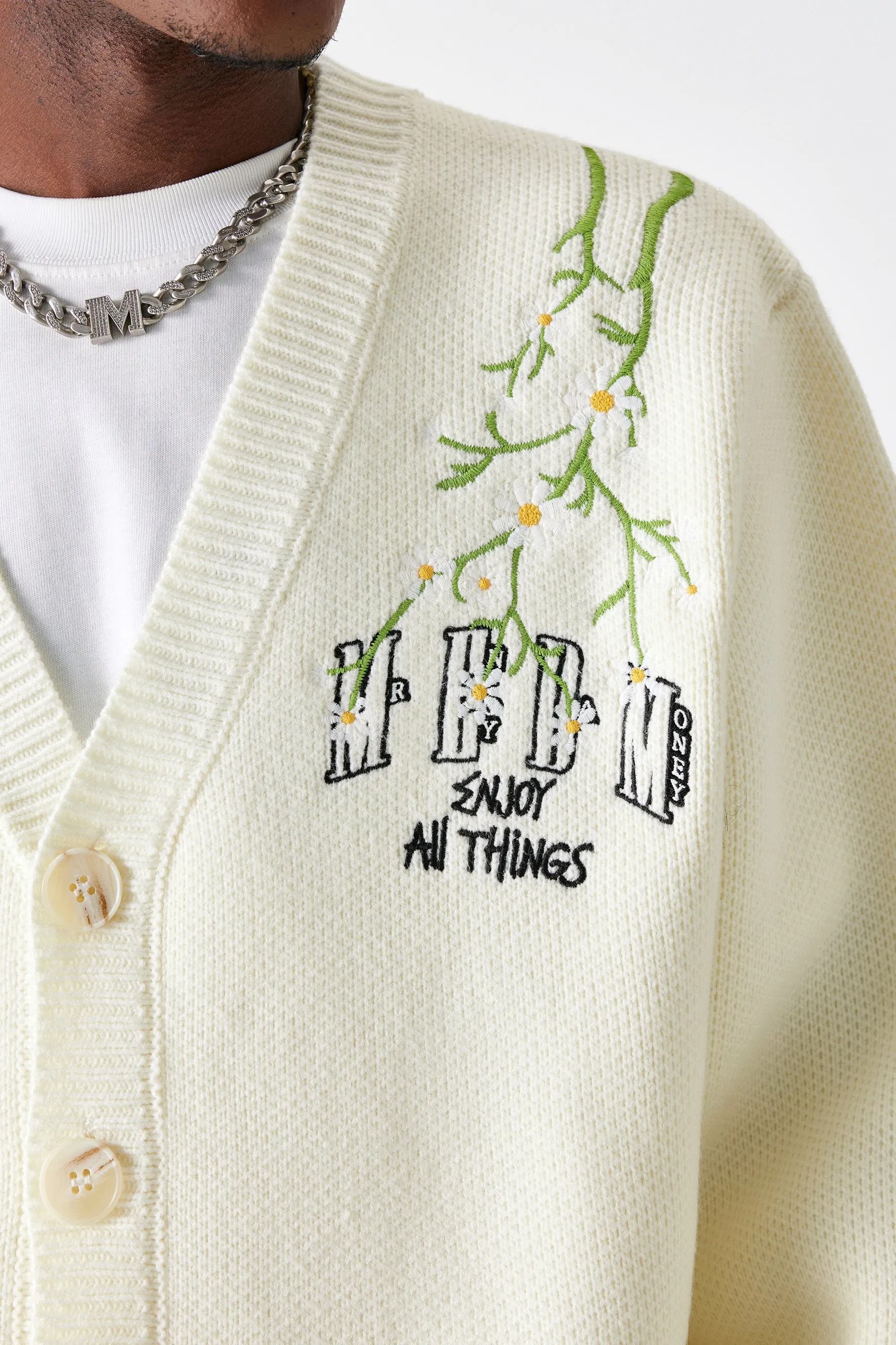 MEDM EMBROIDERY CARDIGAN