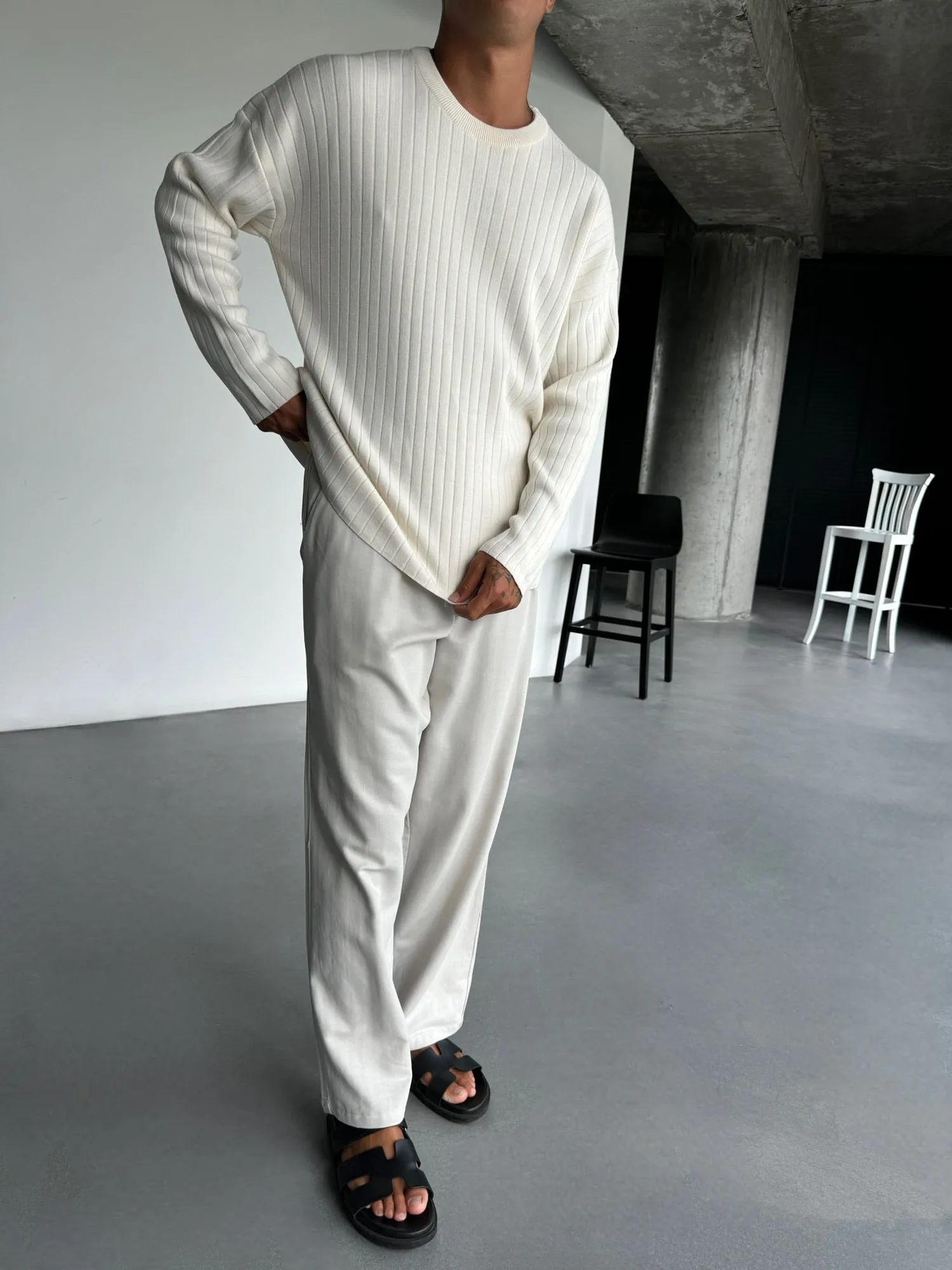 Men's Oversized Crew Neck Ribbed Jumper | Ideal for Autumn/Winter