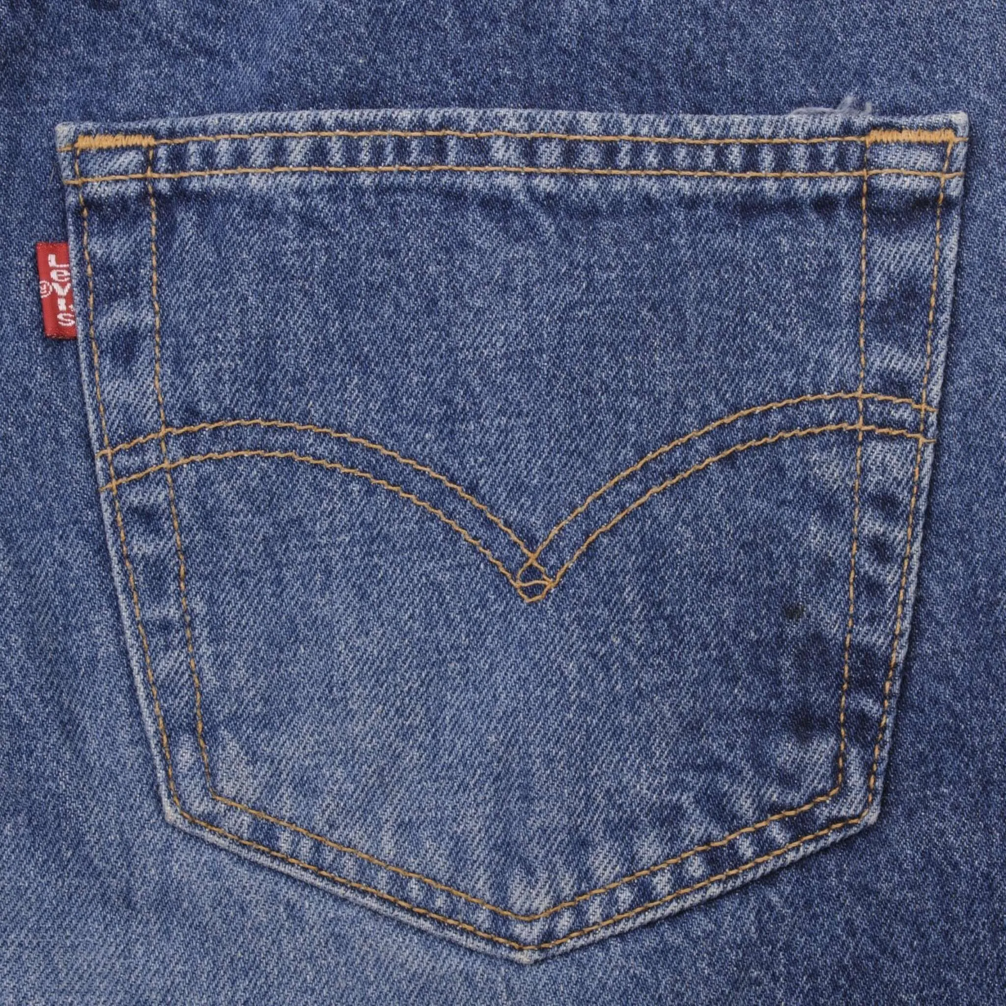 VINTAGE LEVIS 501 JEANS INDIGO 1990S SIZE W35 L31 MADE IN USA