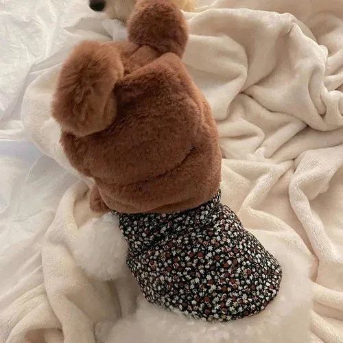 Winter Chic: Pet Vest with Cute Hat - Keep Your Chihuahua, Kitten, or Poodle Warm and Fashionable in this Stylish Plush Coat and Hat Ensemble