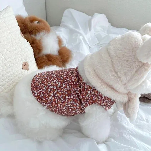 Winter Chic: Pet Vest with Cute Hat - Keep Your Chihuahua, Kitten, or Poodle Warm and Fashionable in this Stylish Plush Coat and Hat Ensemble