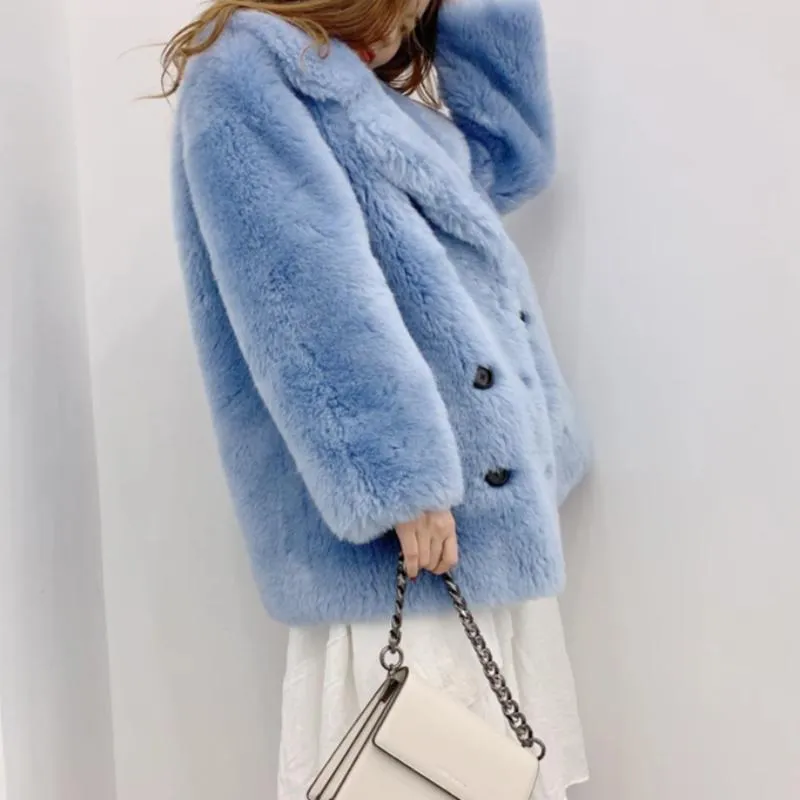Women's Autumn/Winter V-Neck Sheep Wool Short Coat