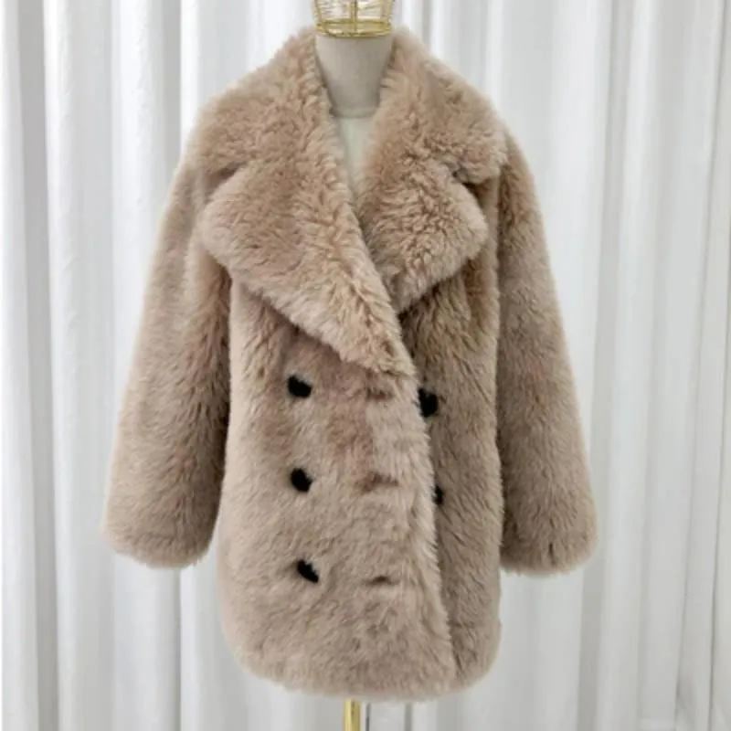 Women's Autumn/Winter V-Neck Sheep Wool Short Coat