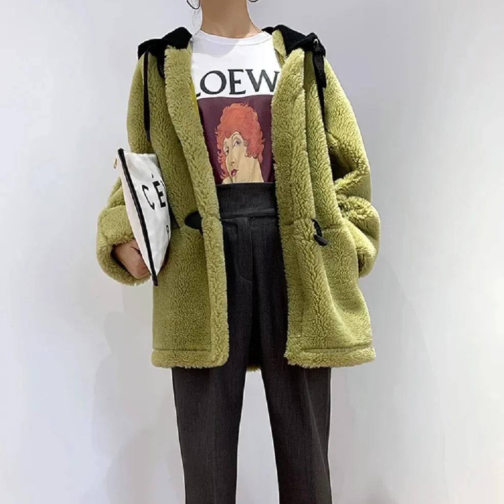 Women's Winter Casual Thick Hooded Coat With Sheep Fur