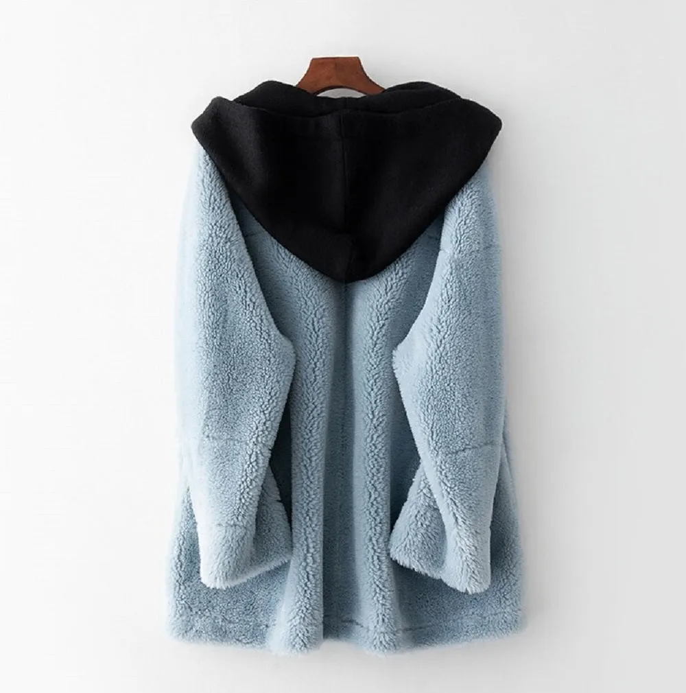 Women's Winter Casual Thick Hooded Coat With Sheep Fur