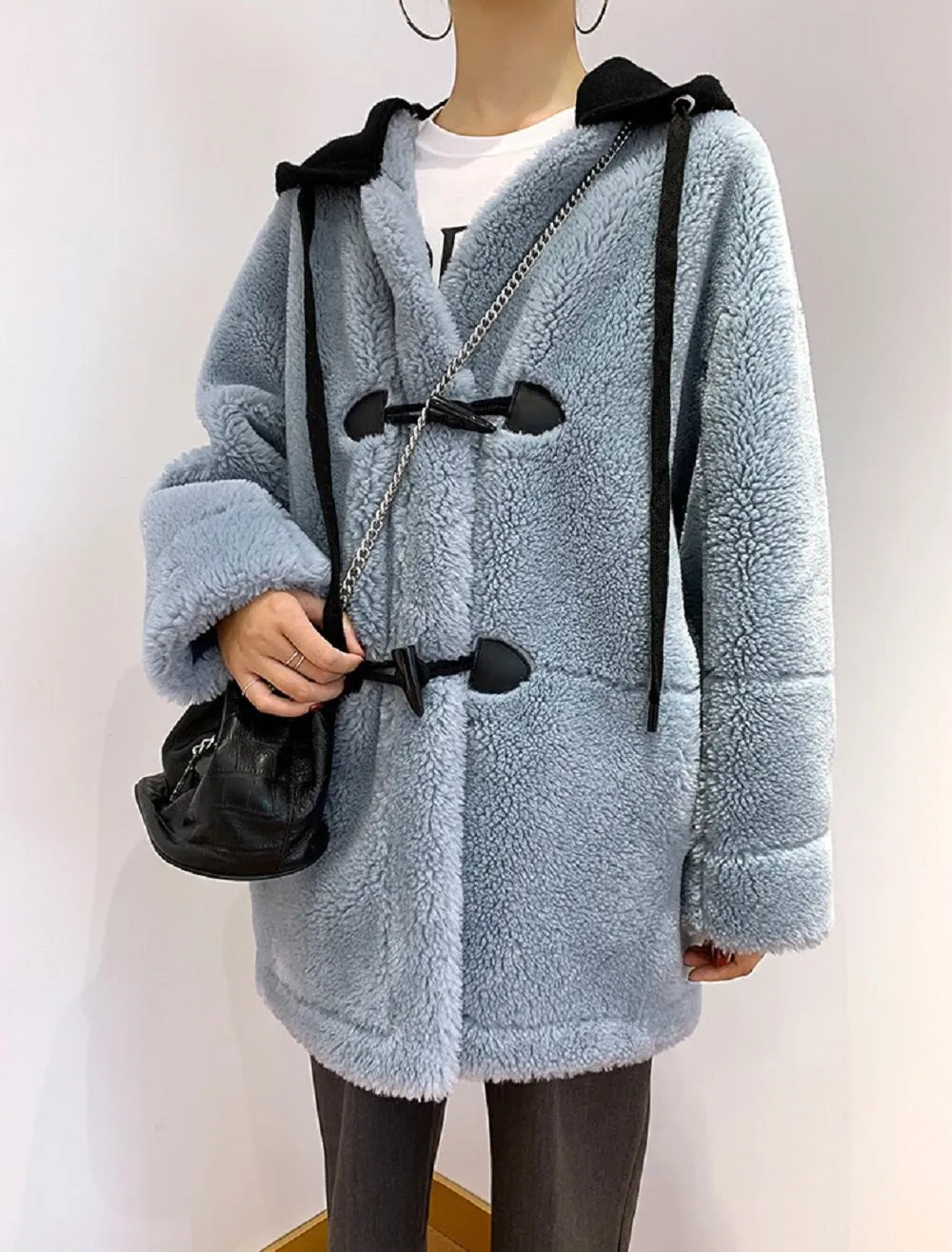 Women's Winter Casual Thick Hooded Coat With Sheep Fur