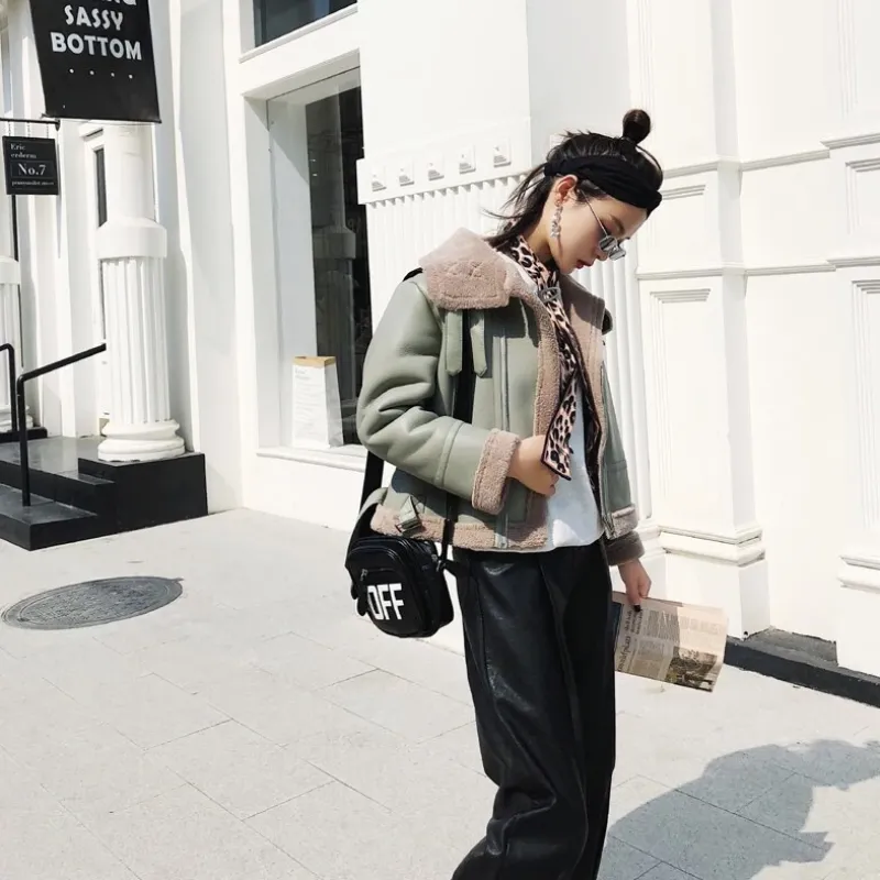 Women's Winter Warm PU Leather Short Coat With Fur